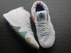 Kyrie 4 90s
