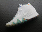 Kyrie 4 90s