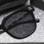 2811  Sunglasses with box