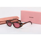 88971   Sunglasses with box